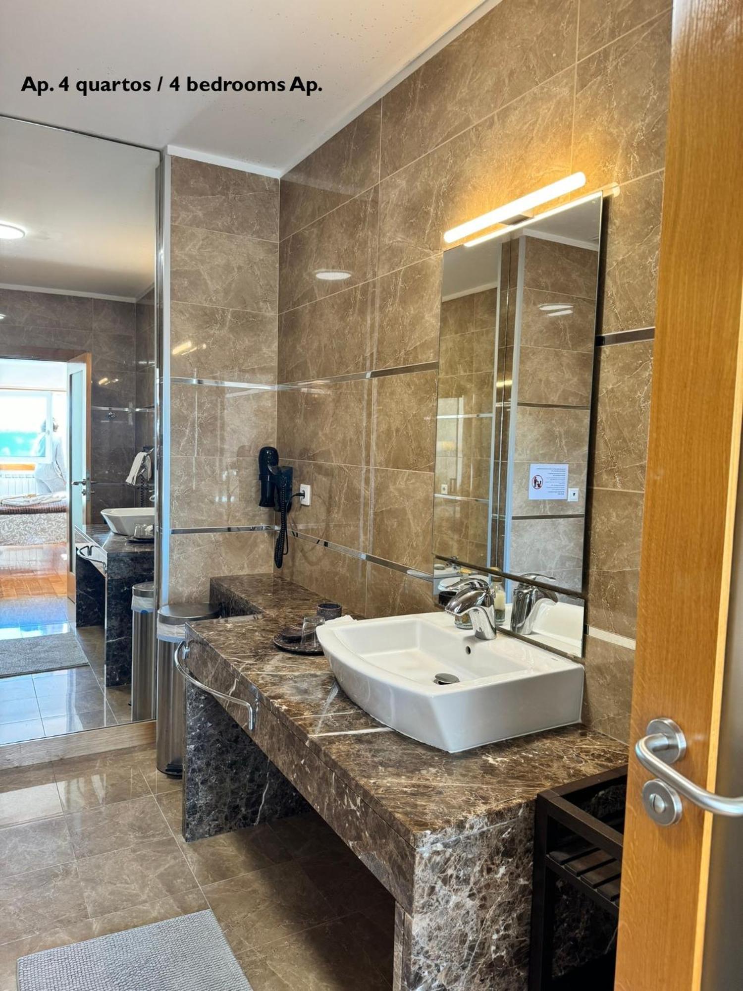 Passadicos Da Ria Apartment อาเวโร ภายนอก รูปภาพ